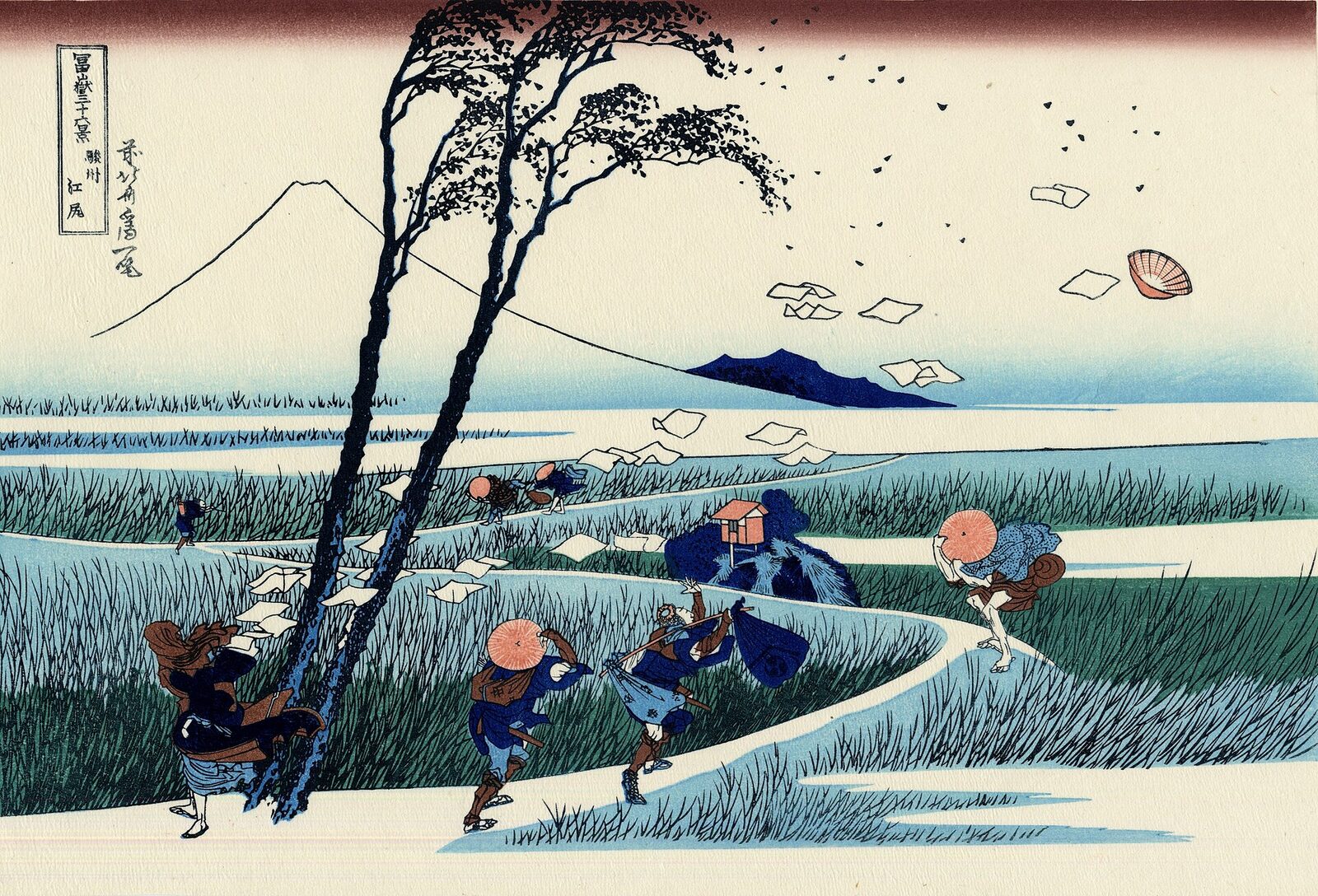 Grabado japonés de viajeros sorprendidos por una ráfaga de viento, con papeles volando y el monte Fuji al fondo.